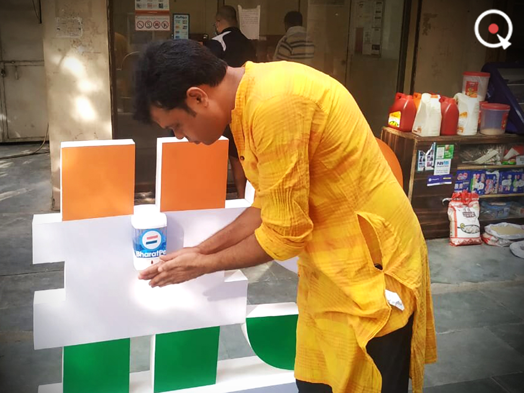 laqshyamedia's tweet photo. The pandemic has made us all learn the importance of hygiene. Collaborating with @bharatpeindia, we contributed our part, by installing hand sanitization stations at various public places, during the COVID-19 pandemic.
#StaySafeStaySanitized #HealthIsHygiene #WeAreInThisTogether https://t.co/dJKajHvl7j