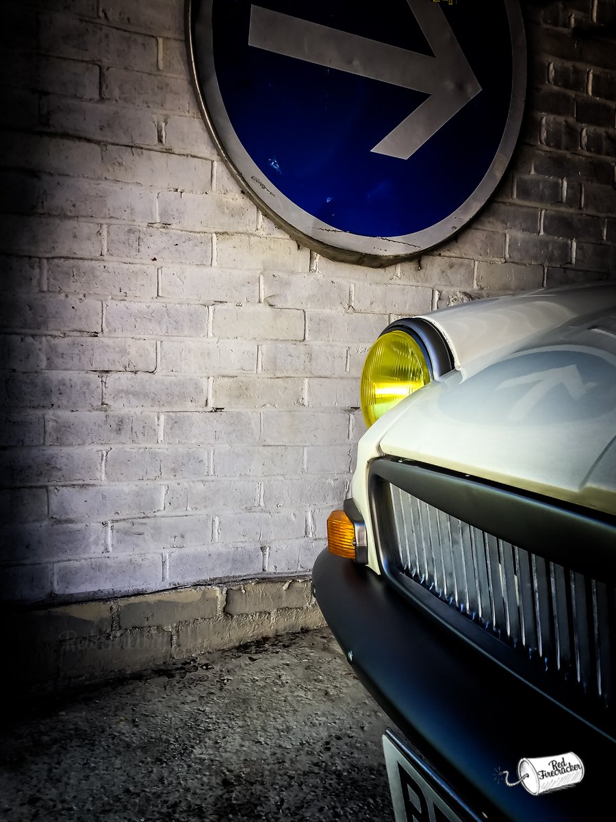 MGB - Yellow Lights & No Chrome
<>
#MG #MGB #MGBGT #ClassicCar #classicracecar #classicbritishcars #classicsportscar #mgcars #morrisgarages #britishmotorcorporation #caferacer