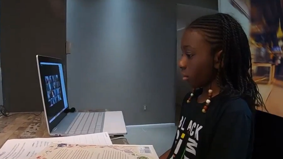 ACPSk12's tweet photo. Summer Learning for All! Rising @SamuelWTuckerES fifth-grader Sydney Robasson and teacher Stacey Swickert featured on @ABC7News #SpotlightonEd with @ABC7Kellye: https://t.co/mjEN2xKeFS https://t.co/TV1Yq1cogY
