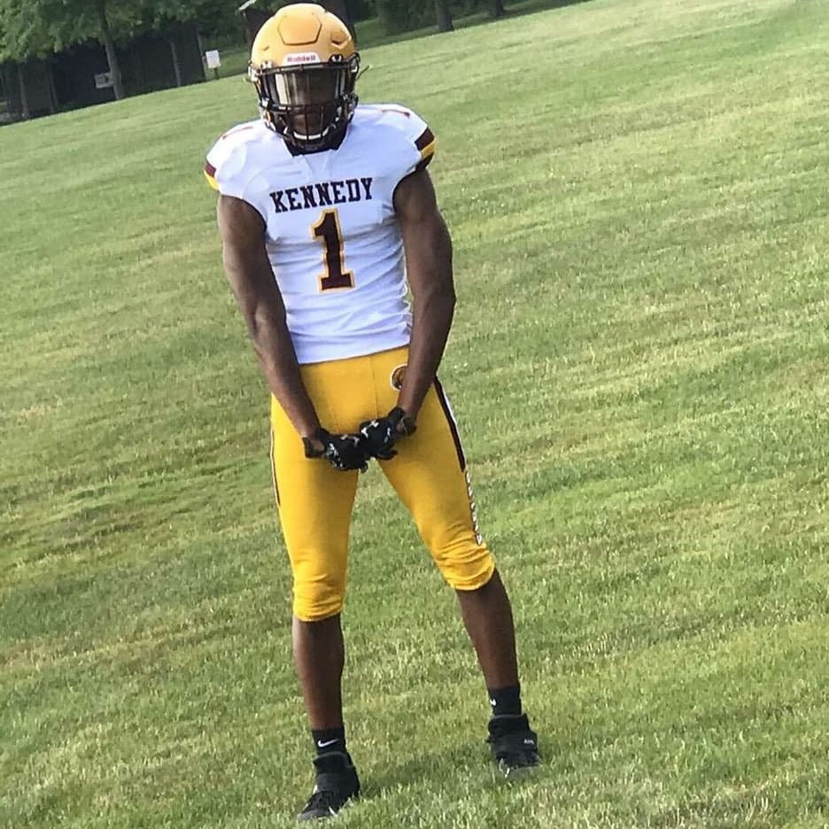 2020 PFN Player Previews: Sky'Ler Thomas, Kennedy Catholic @nctapoutman23 <a href="/KC_Football_/">Kennedy Catholic Football</a>  <a href="/KCPrideWatcher/">Kennedy Catholic Pride</a> pafootballnews.com/district10/202…