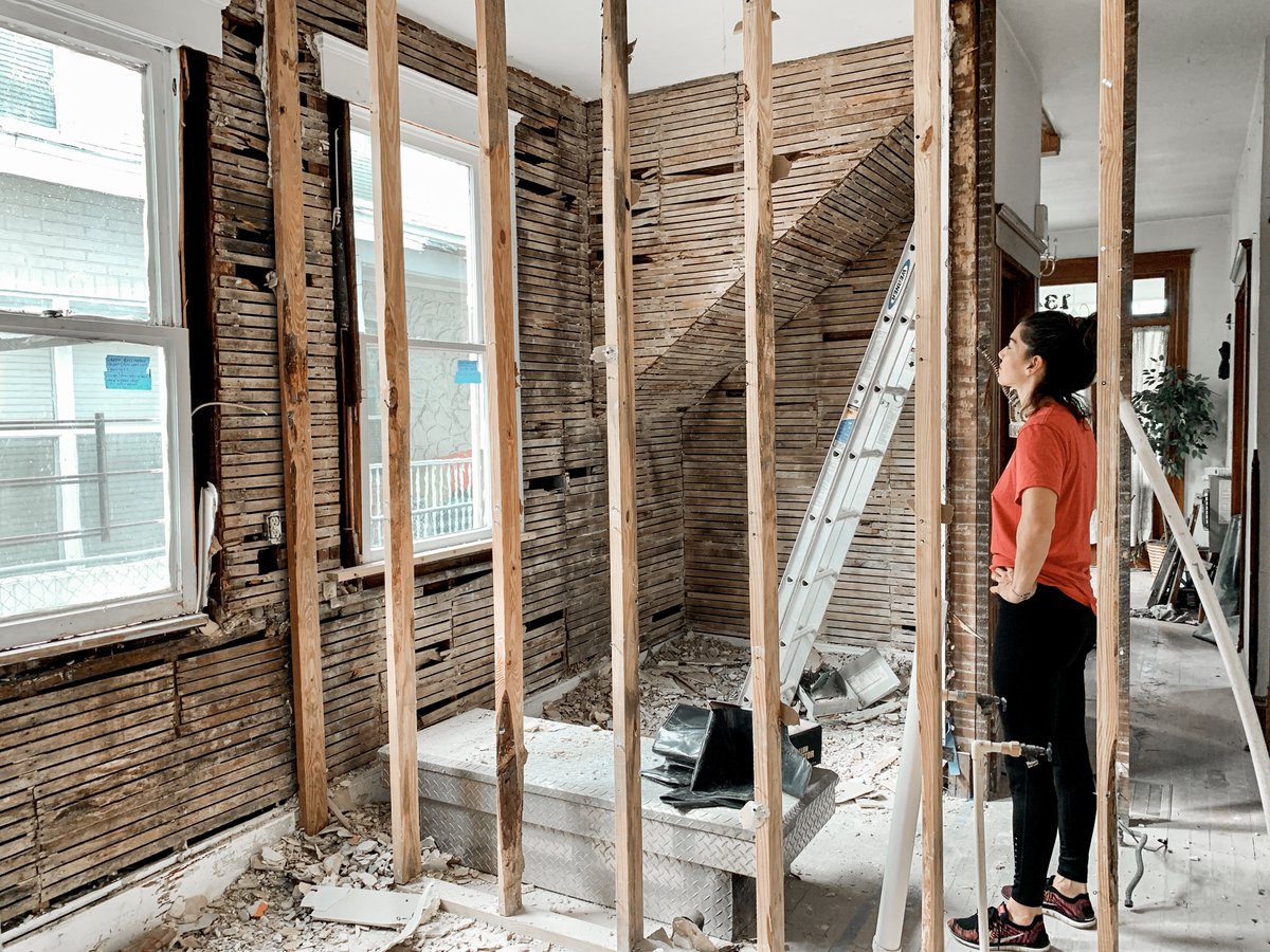 Not having an expert could be a costly mistake.
With our 7 steps to a successful remodel, we have you covered.
schedule your free design consultation today-1-844-Remodel
bit.ly/39U5iGp#AllInO… #AIOKBNation