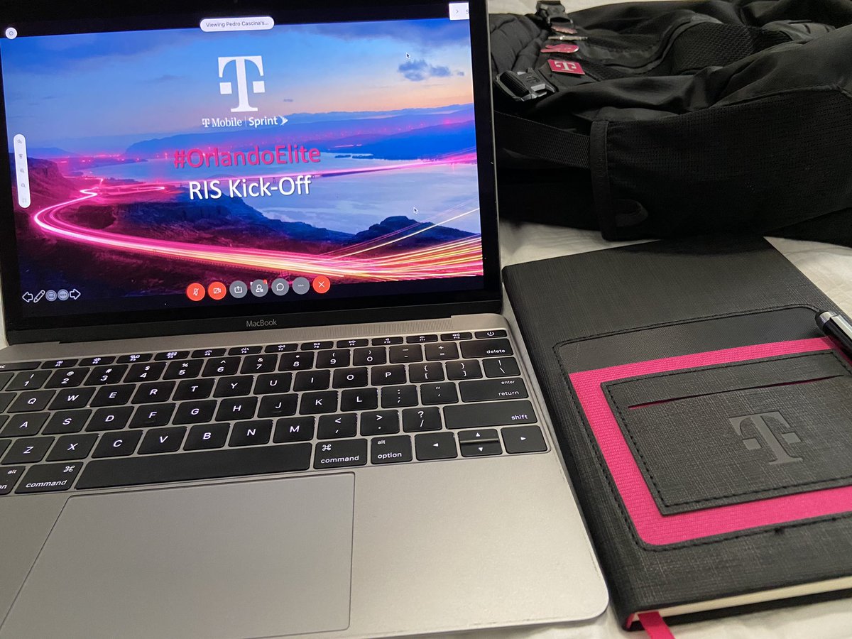Day 1 is right around the corner! And what better way to get our new RIS’s ready then a kick off call. 🙌🏼 #OrlandoElite #SouthNeverSettles