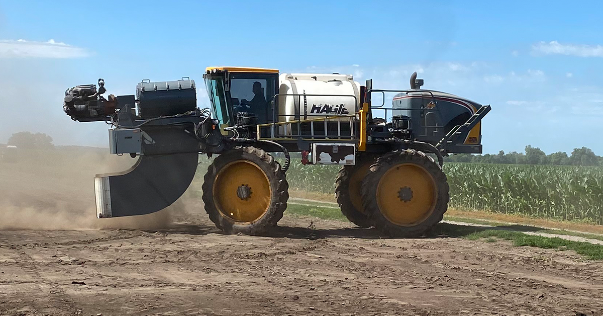 PioneerSeeds's tweet photo. First task of the day: Firing up Pioneerโs exclusive Boreas wind machine to test potential future Pioneer hybrids for #standability. https://t.co/jQbS5LTHuY
