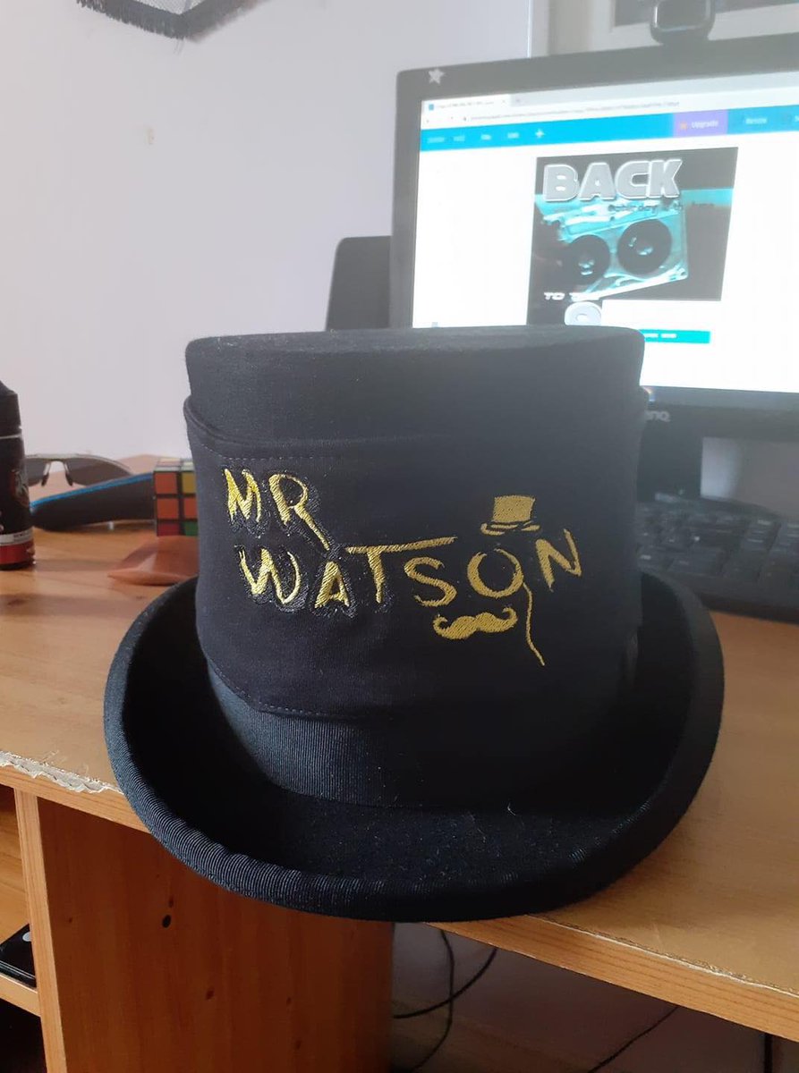 TheLogoFactory1's tweet photo. How epic does Mr Watson's #Logo look on his top hat!! 🤩🎩

We sourced Chris an embroidered strip to wrap around his top hat, during his DJ sets, through our #embroidery suppliers.👌🏻💯

Contact us for all of your #GraphicDesign needs &amp; see how we can help! 😁

#WednesdayWisdom https://t.co/e16P2QxnIv