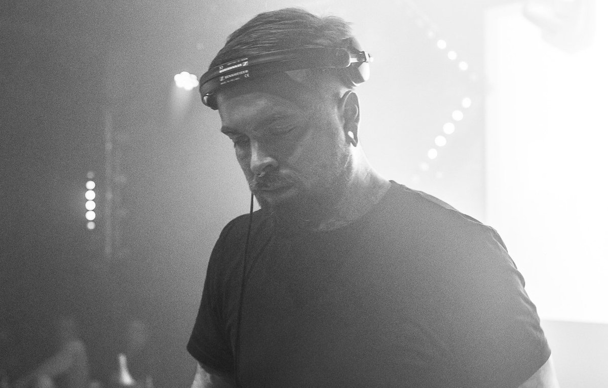 electroradio's tweet photo. Tonight 20-22 Paul Almqvist live at Chic Akustik studio zurich. Mixcloud Live: https://t.co/KaWs0PXt5o https://t.co/nVjyGkWzpT