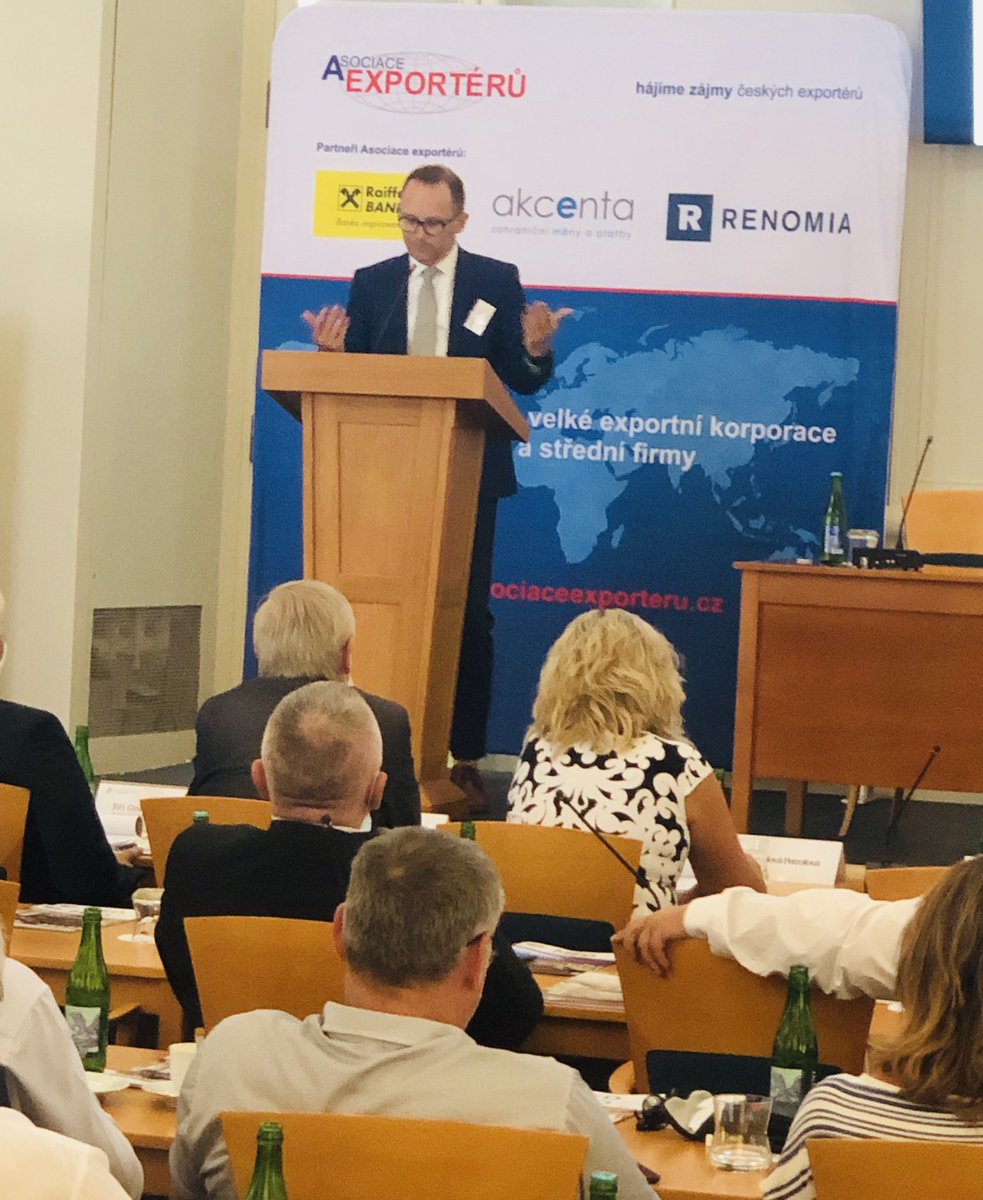 infoegap's tweet photo. Právě teď @Spazzzier na konferenci #CEF2020: Od propuknutí pandemie v 🇨🇿do doteď (presscoring od 1.4. do 27.7.) řeší Egap 246 poptávek, v drtivé většině od malých a středních firem. https://t.co/uBJ6Lt2aSD