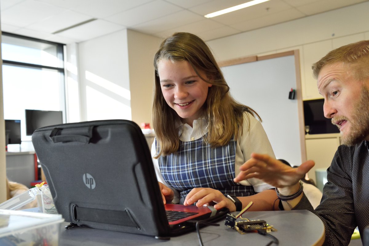 Cdn_Innovation's tweet photo. Nos ressources d’#ÉducationpourlInnovation sont disponibles sur la plateforme Brightspace de @D2L! Brightspace permet aux enseignant-e-s de créer des cours rapidement et d'intégrer des activités d’éducation pour l’innovation à leurs programmes éducatifs. https://t.co/sja2aL0O2w https://t.co/ezIItZ0HXg