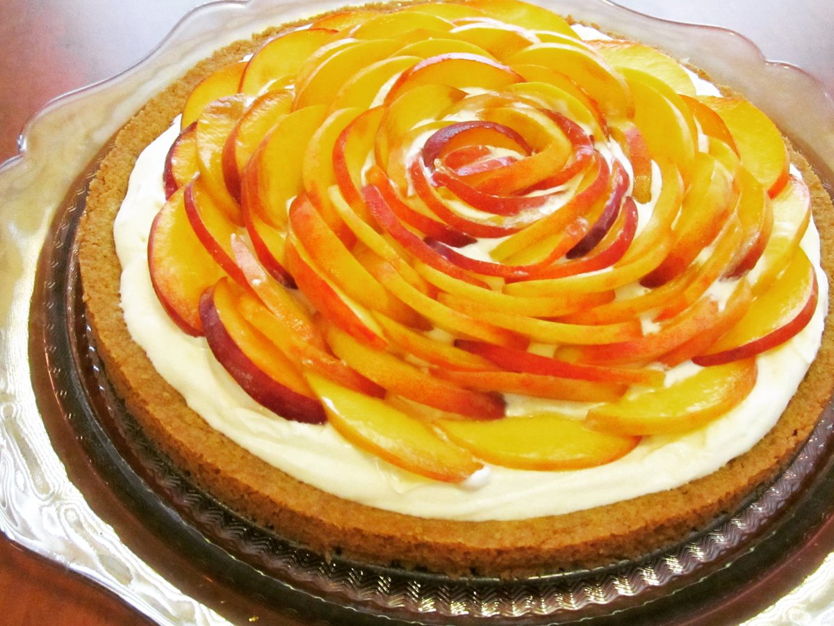 Peach tart warms the heart. #lovetobake #foodphotography @cbcbakingshow