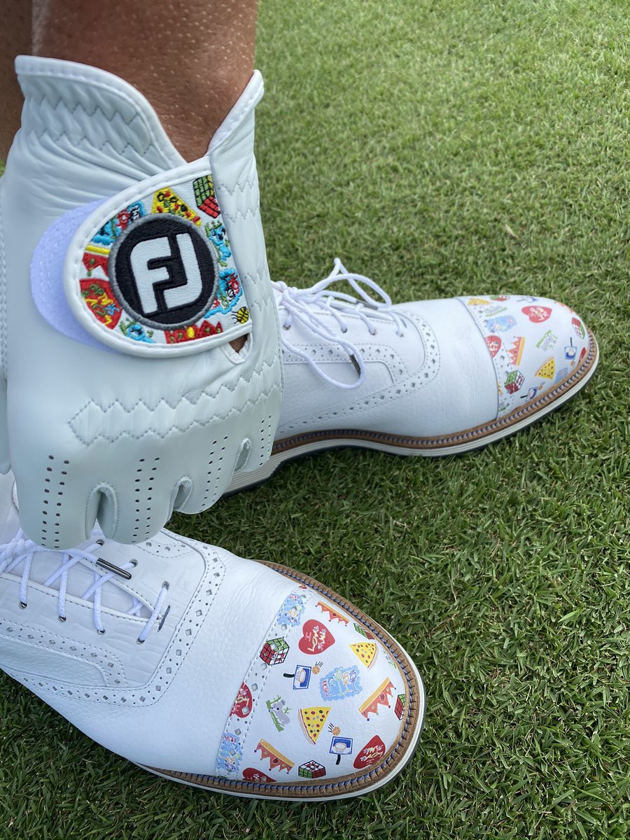 Ian Poulter tweet media