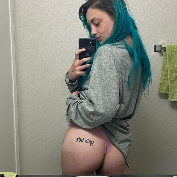 legacy_lexi's tweet photo. @hubwpromo Come get some of this ass! https://t.co/VPXaQp8CUK
