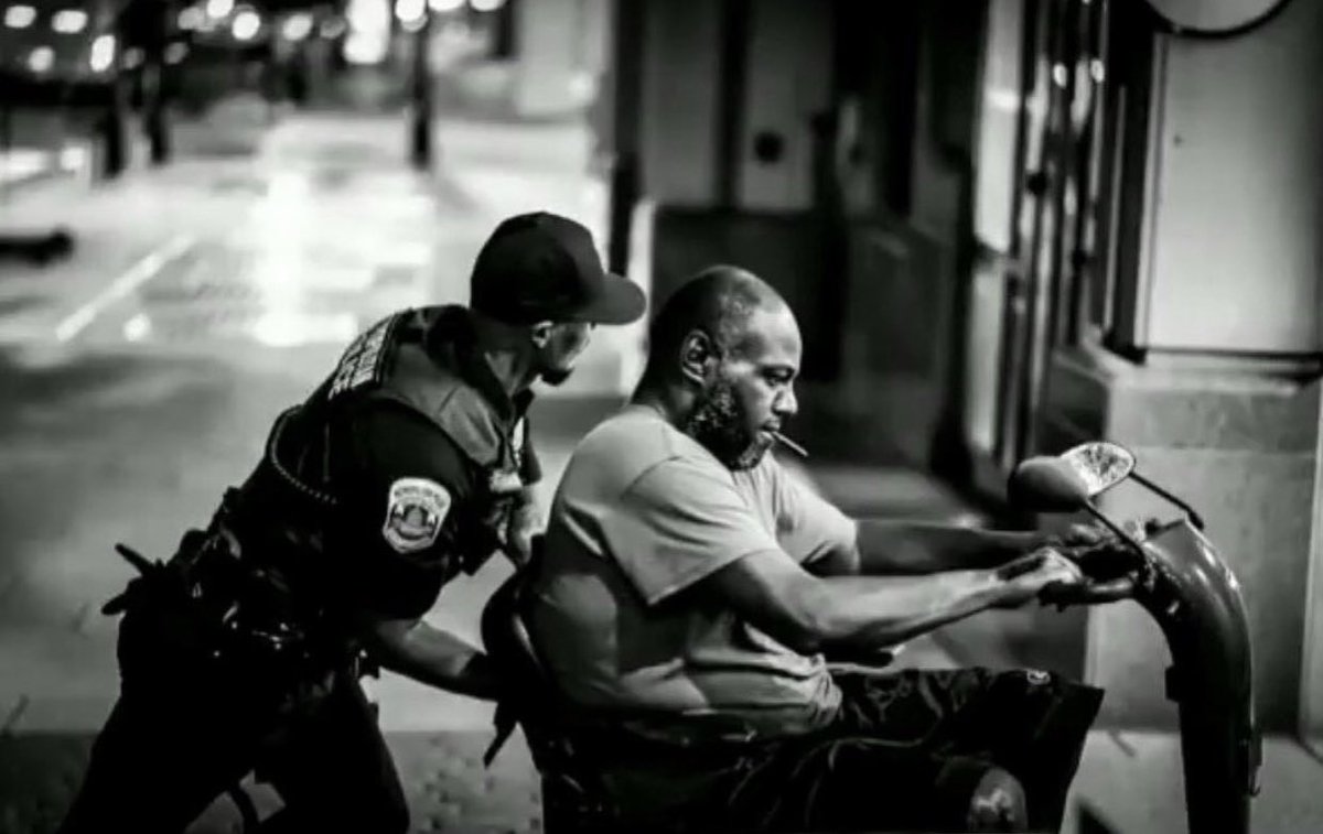 This officer helped a citizen in need when his chair ran out of power. He pushed him to a nearby area where he could recharge his chair.  #BacktheBlue