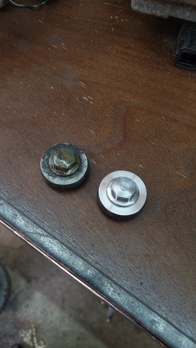 Before & after on the valve cover bolts and washers