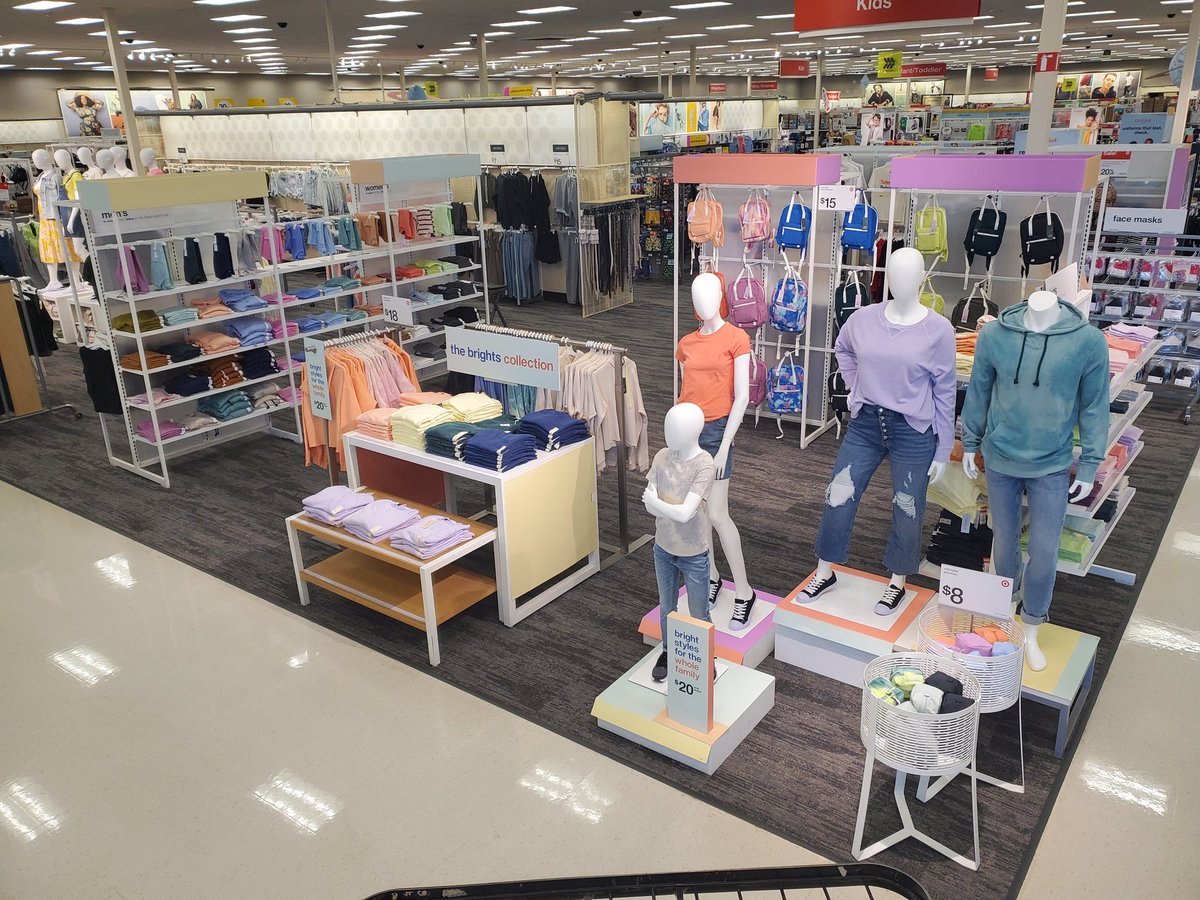 CutlerDarcie's tweet photo. In LOVE with our brand new modern essentials shop!!! There is something for everyone!!!! @TiffMisk @TargetStyle https://t.co/gDPNQzmvmL