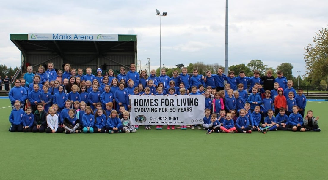 Antrim Junior Hockey - 2020/21
Membership forms have now been posted to current members.

Any queries please contact Jonathan McMeekin at jonathanmcmeekin@hotmail.com

🔵⚪ 🔵 #125years🔵⚪🔵