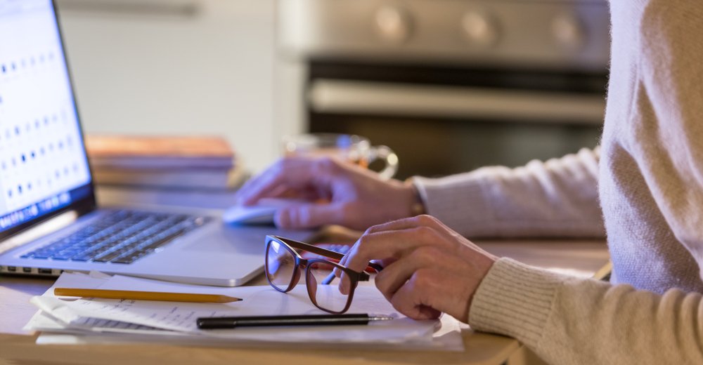 rardres's tweet photo. In this piece for @thrive, @ADP's Business Anthropologist Martha Bird shares why it's more important than ever to set work-life boundaries. https://t.co/Uv6GrjePTH https://t.co/ZEPUCXUH18