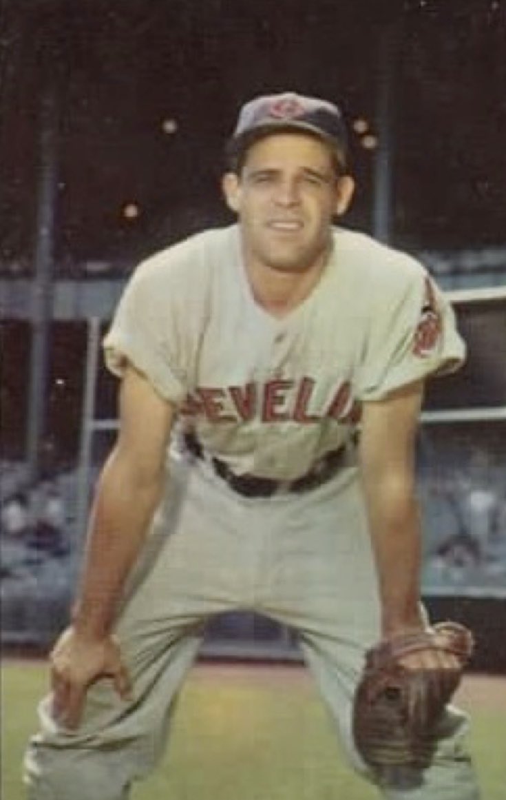 KimoPahoa19's tweet image. Came across this picture of Ray “Otis” Boone 🙌🏾⚾️🙏🏽 Met him WAY back when I was playing college ball. Always had time to talk, was one of the nicest guys and also was  one of the best baseball minds ever. A true local baseball legend and just a fine man. #booneapproved #rayboone