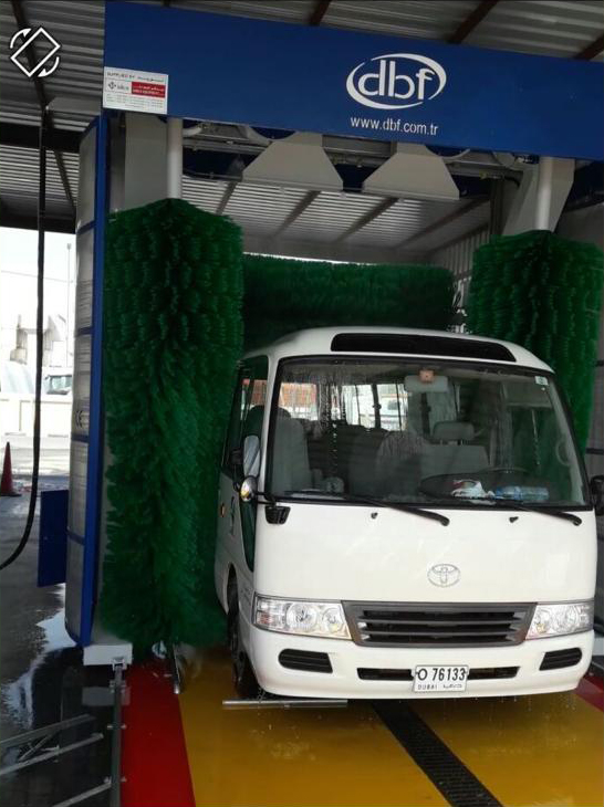 dbf_turkey's tweet photo. Dubai Belediyesinin'de tercihi DBF oldu. 

Okyanus X1 Fırçalı Araç Yıkama modelimizde 2 dikey ve 1 yatay olmak üzere 3 adet fırça bulunmaktadır. Kullanımı ve bakımı oldukça kolay, işletim sarfiyatları çok düşük ve maliyetleri uygun olduğundan en çok tercih edilen makinamızdır. https://t.co/KCOK84OYbb