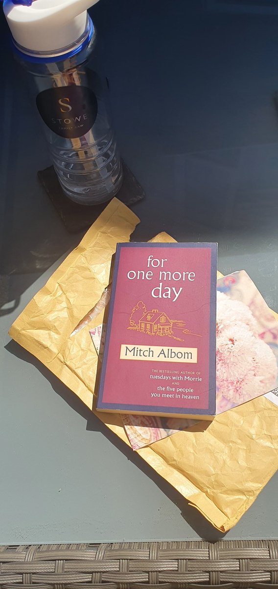 Chantel_Fenton's tweet photo. Welcomed gift in the post today. Thank you @E_V_Ward 😍 Will read quickly, if anyone would like me to pass it on, drop me a message 🤓📖 #foronemoreday @MitchAlbom https://t.co/GEIubwtaC8
