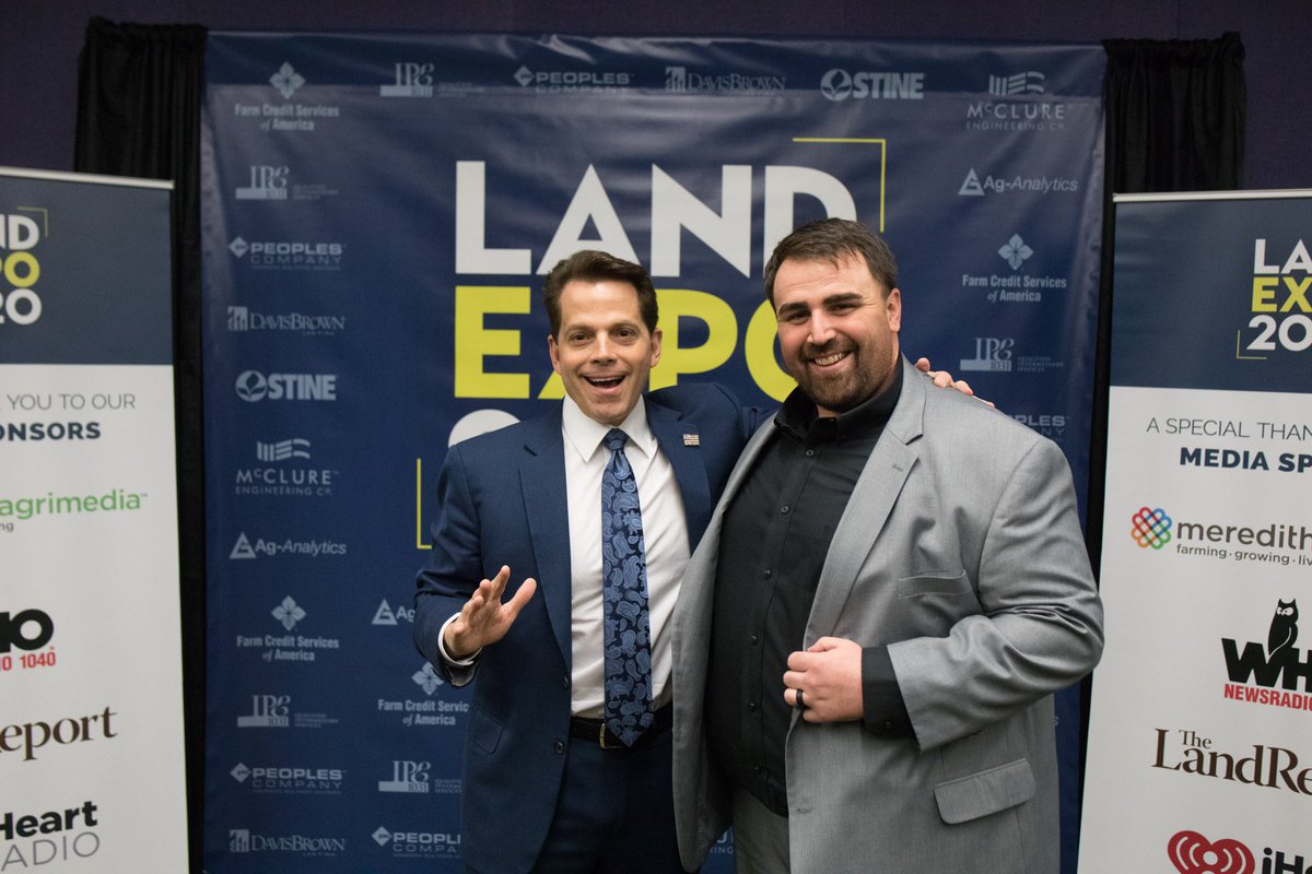 AndrewZellmer's tweet photo. The Mooch @Scaramucci has Barstool CEO @EKANardini on SALT talk today.  You probably are going to want to register to listen.  #SALTTalks #business #barstool #tokenCEO https://t.co/zzodyf7n1Q