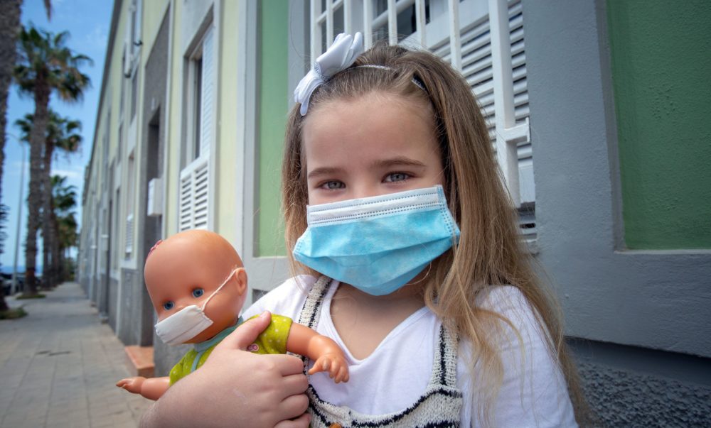 noses/44.) It's possible that children <10 yrs (or so) of age can't easily get infected w/a sufficient dose of viruses to cause  #COVID19, which cld offer biology to support what epi indicates --- very few sick or dying youngsters in this  #pandemic : Not zero risk, but rare.MORE