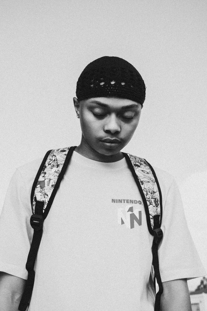 _Gray_hair's tweet photo. Reece is like that student who's always absent and always come top in the exams, #borngenius https://t.co/Bi8iuXRtj0