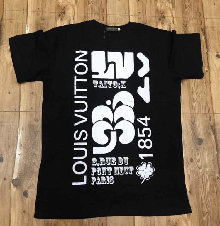 memphisflacko's tweet photo. LV tshirts available @memphisflacko 
#memphisflacko #dripmemphis #MbeleIkoSawaNaJungle #ongeriexpeditions #conjestina #WinWinForKenya https://t.co/vEuk9xk9k2