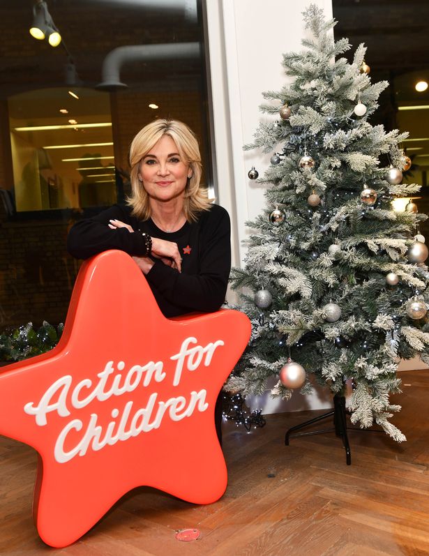 🎉  On 21st August, <a href="/PixieLott/">Pixie Lott</a>, <a href="/larrylamb47/">Larry Lamb</a>, <a href="/AntheaTurner1/">Anthea Turner</a>, <a href="/MrEdByrne/">Ed Byrne</a>, <a href="/CharlDeCarle/">Charlotte de Carle</a> and Jess Hynes will boycott their beds and join us for a night of entertainment to help raise money for vulnerable children in the UK.

#BoycottYourBed with them: bit.ly/2PcmH4h