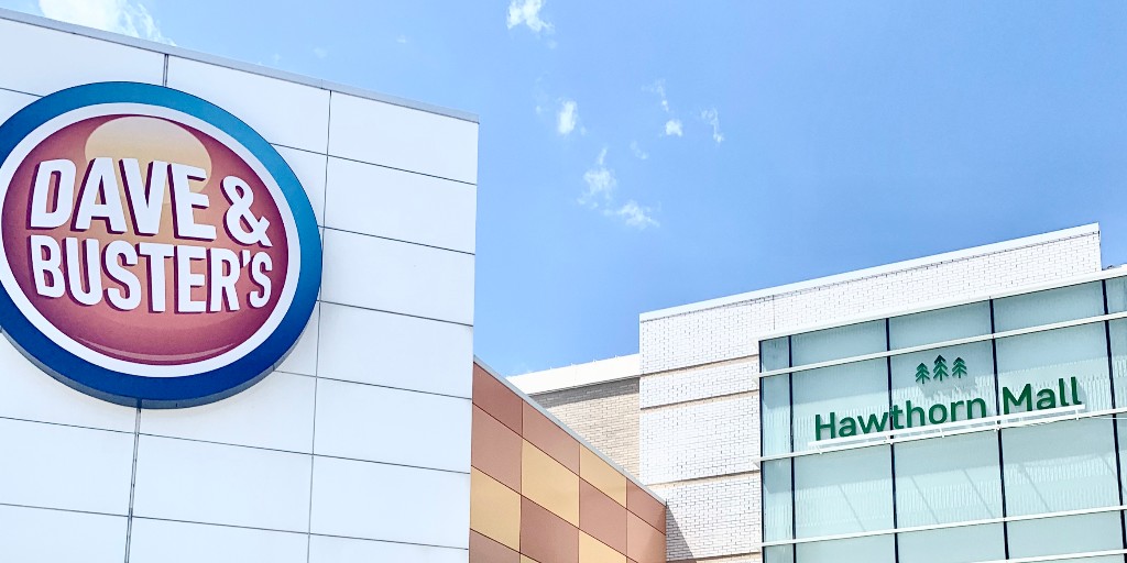 HawthornMall's tweet photo. NOW OPEN! Dave &amp; Buster's leveled up their safety protocols and are excited to welcome you back! 🎮 Visit our website for more info! https://t.co/f3KEWXejGX