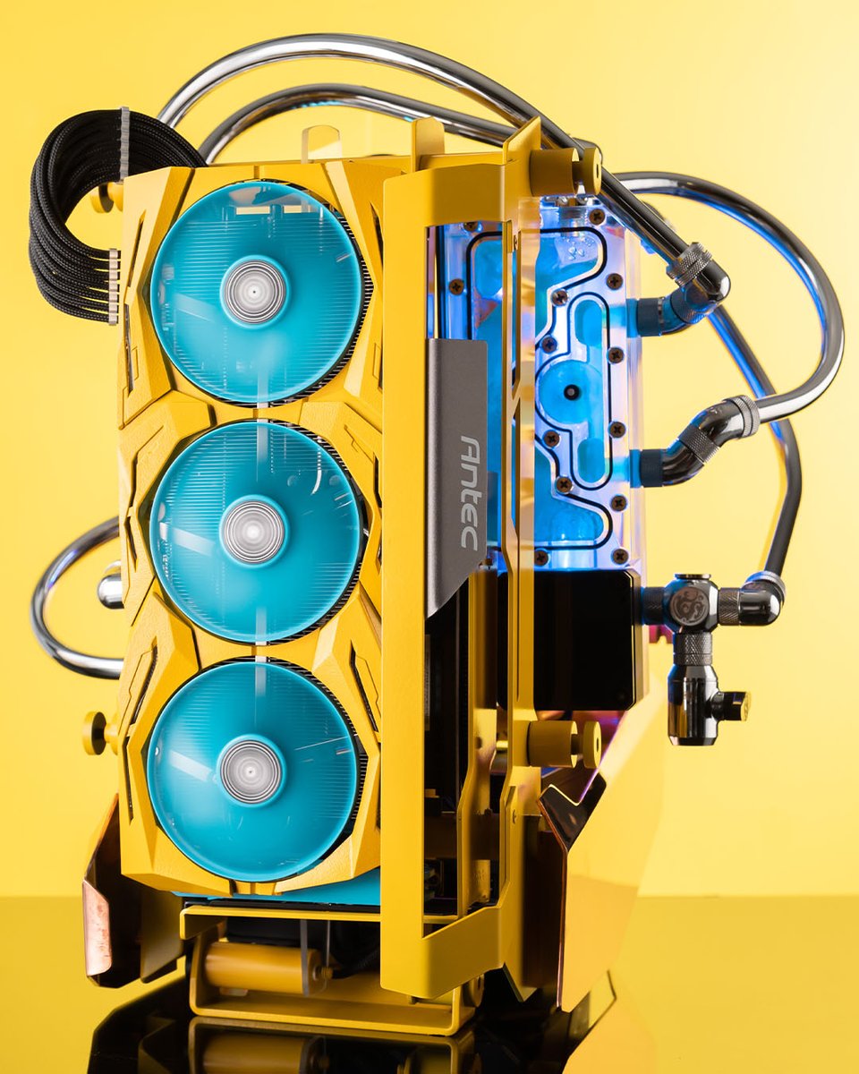 ASUS_ROG's tweet photo. Gotta go fast!
MODS BY BENQ chose the ROG Strix B550-I and an ROG Strix GeForce RTX 2080 to create this gorgeous #ASUSB550 build inspired by automative racing yellow. https://t.co/qWAeSTRn2T