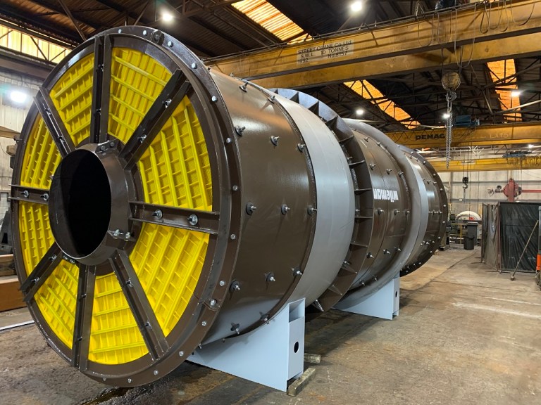 Isepren screen panels from TEMA Isenmann incorporated in a Wileman 2.5m Ø x 6m Contraflow Scrubber Barrel to handle 300tph of -150/+0mm. Many thanks to Wileman Engineers for the use of the image.