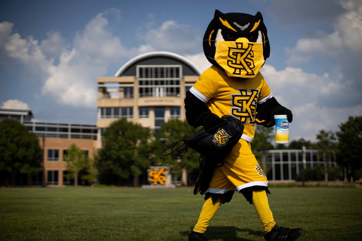 kennesawstate's tweet photo. KSU's mascot Scrappy takes you on a tour of the safety precautions we are taking to keep our campuses safe and ready for the fall semester. #KeepSafeandUnited 

🔗: https://t.co/LF2Gz2h9wT https://t.co/6RVzf8DK2a