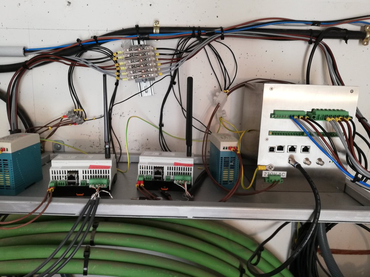 Avui, hem avançat amb la instal.lació dels PQM i PMU de <a href="/ComSensus/">ComSensus</a> pel projecte <a href="/RESOLVD_EU/">RESOLVD H2020 🇪🇺</a>
