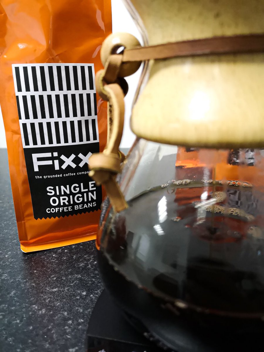 FixxCoffee's tweet photo. Our most recent #singleorigin #coffee is from #Guatemala and we are enjoying our brew in the office today ... #lovingwork . Sweet like milk chocolate 🍫 yet with a  little citrus ... smooth 👌 https://t.co/jUWReYfnTP