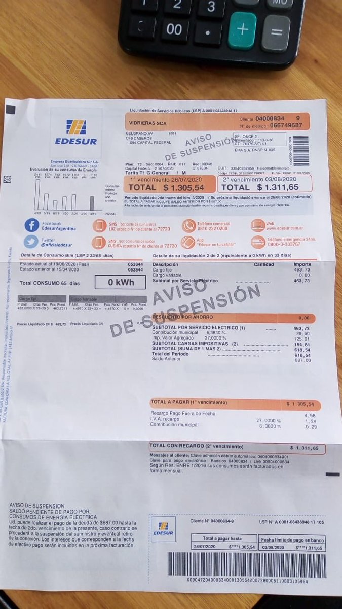 sadimamuebles's tweet photo. Cómo puede ser @OficialEdesur q teniendo el local cerrado prácticamente 4 meses vengan boletas tan distintas??? No tiene ningún sentido https://t.co/oNr1BvSU75