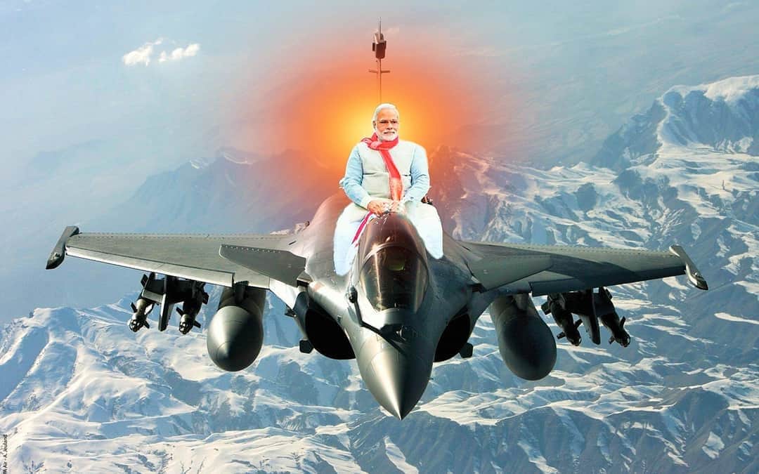 shaista04444's tweet photo. गोबर पात्रा नाराज...रो रो कर किया अपना बुरा हाल
🤪
राफेल पर  "मेरे पापा दी गड्डी"
लिखवाने पर अड़ा हुआ है https://t.co/8WYfGBAv4j