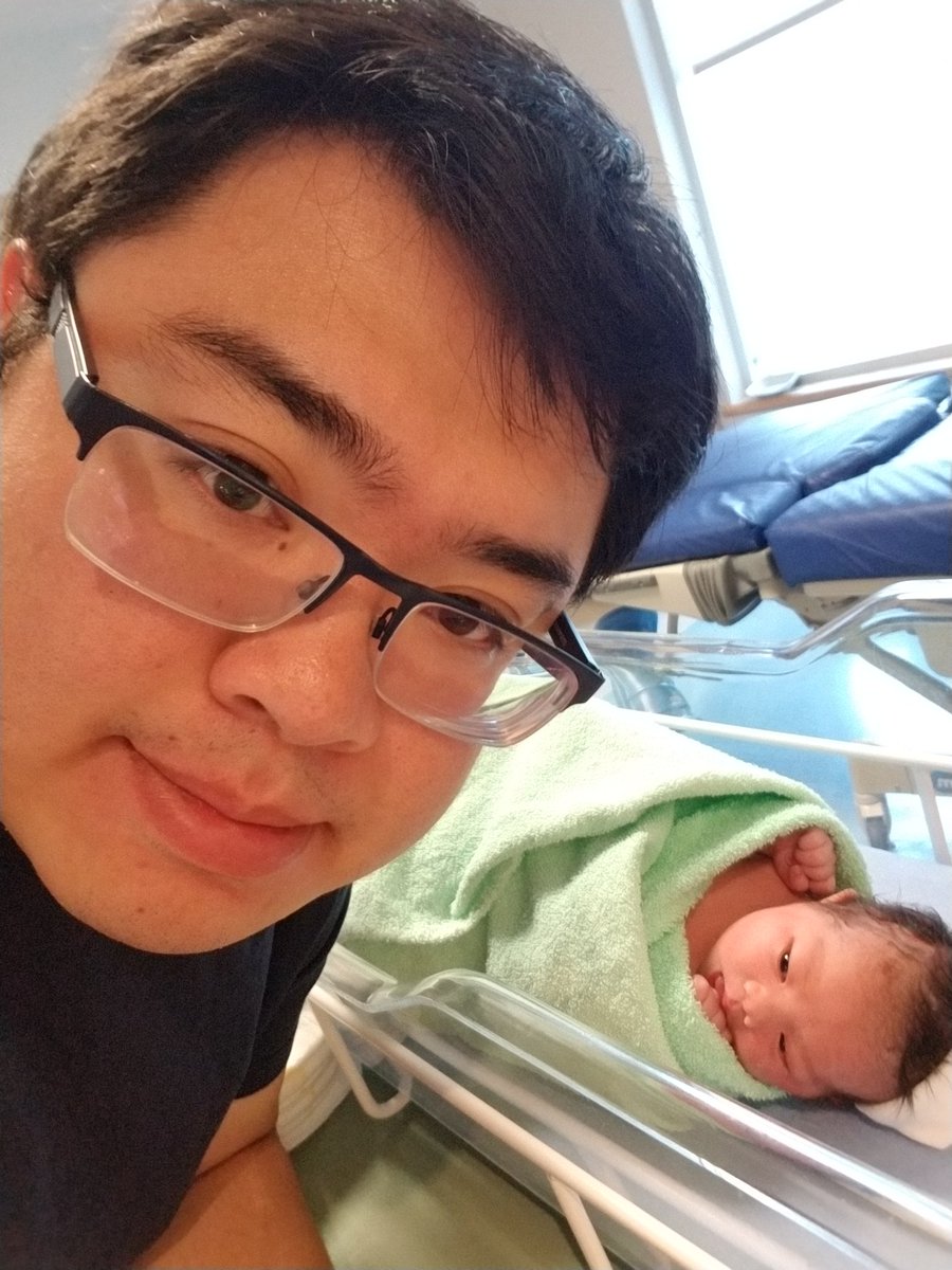 chrischu3c's tweet photo. It's a girl. Meet the newest member of our family! https://t.co/MCojcBMe4Y