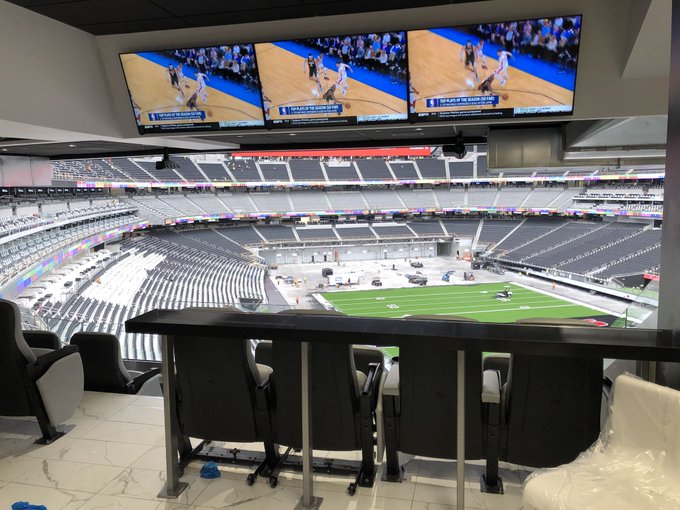 VinceSapienza's tweet image. NEW: Hey @unlvfootball, what do you think of these views?

@AllegiantStadm home to the #Raiders and #Rebels getting the #unlvfb turf lined and primed this week