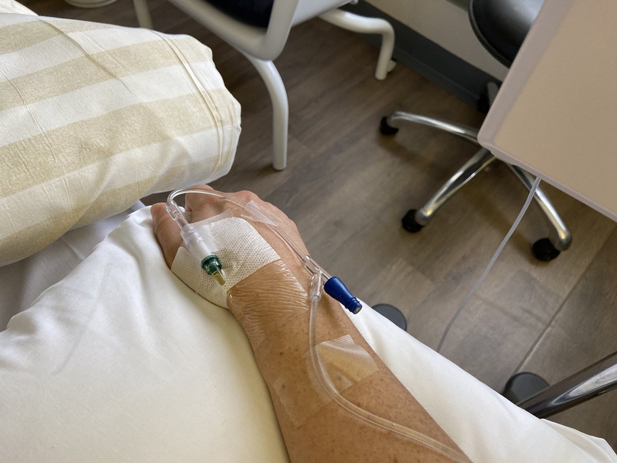 jgjswims's tweet image. 3.5km lake swim this AM followed by my 44th IV chemo infusion. Life certainly is strange. #busylivingwithcancer #swimming #missingthesea #stage4 #bowelcancer #unbreakable