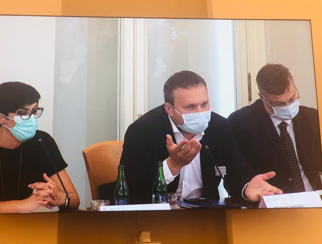 MJureka's tweet photo. Dnes na #CEF2020 jsem prezentoval co je z pohledu @kducsl nutné udělat pro podporu a rychlý restart našeho exportu!! https://t.co/fwcZ5hgNSU