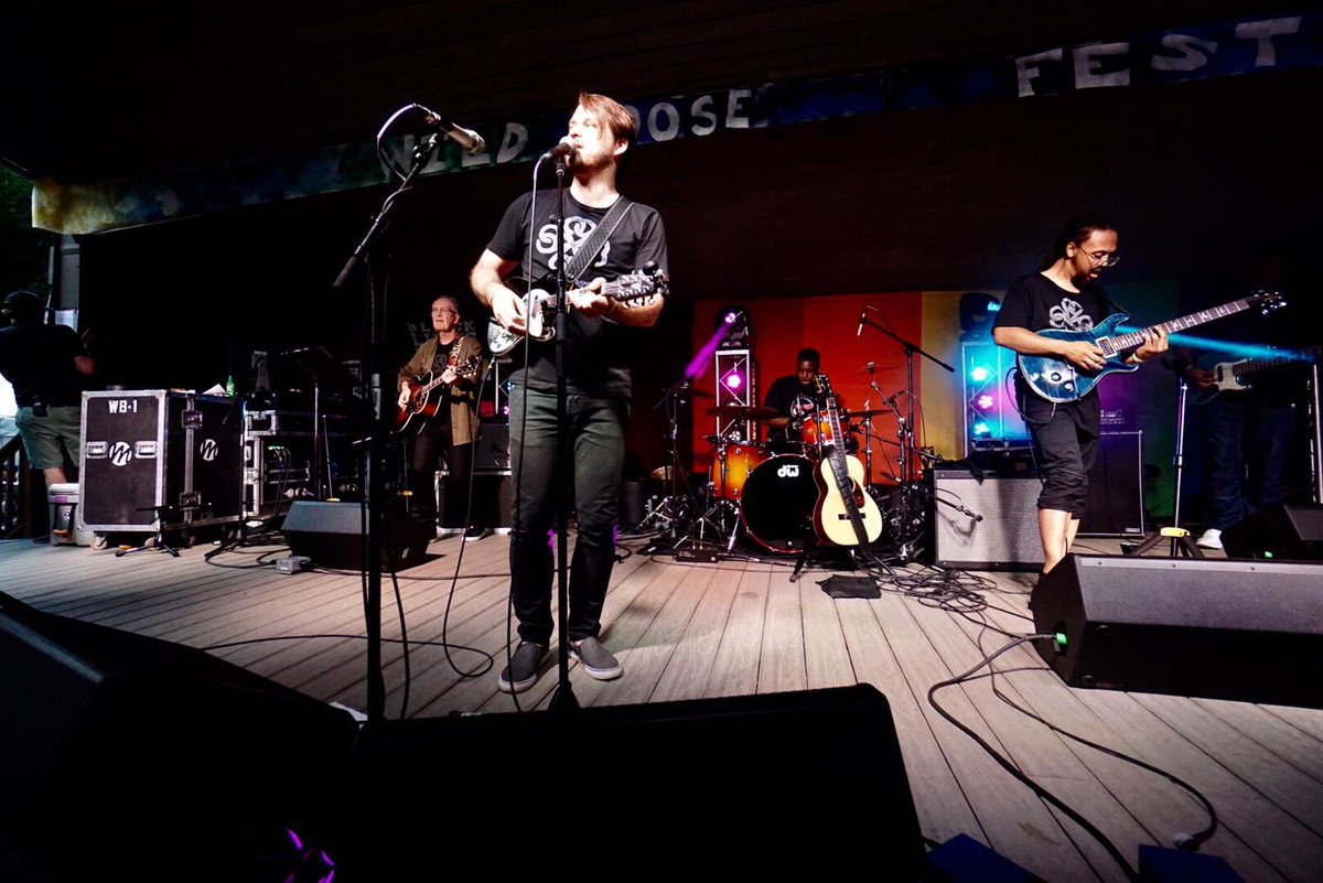 Nine_Beats's tweet photo. Nine Beats family performing live back at @WildGooseFest last year. 

📸 : Jason Izdabest &amp; Steve Bassett 

#9beats #ninebeats #9beatscollective #livegig #musiccollective #wildgoosefestival #wildgoosefest19 #liveperformances #beatitudes #9beatsfamily #TB https://t.co/9SJSINmmzS