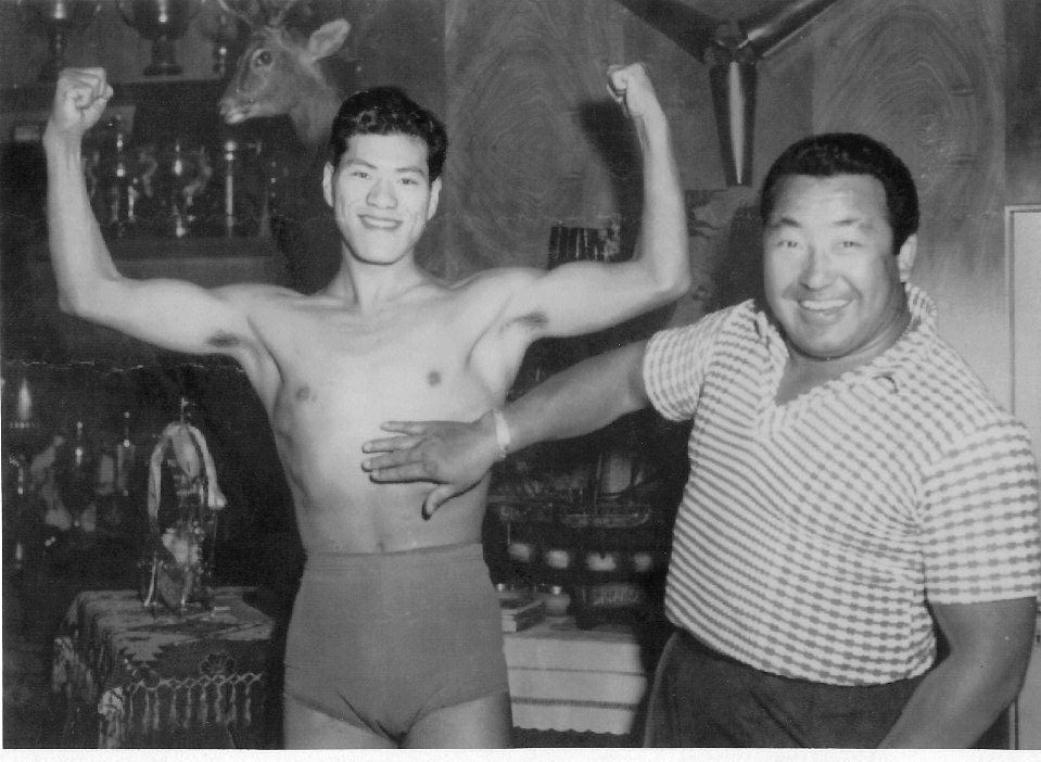 プロレス年鑑 1971年度版 東京スポーツ新聞社 力道山 馬場 猪木 坂口 今日はどんな日❓】 7月30日『プロレス記念日』 67年前のこの日