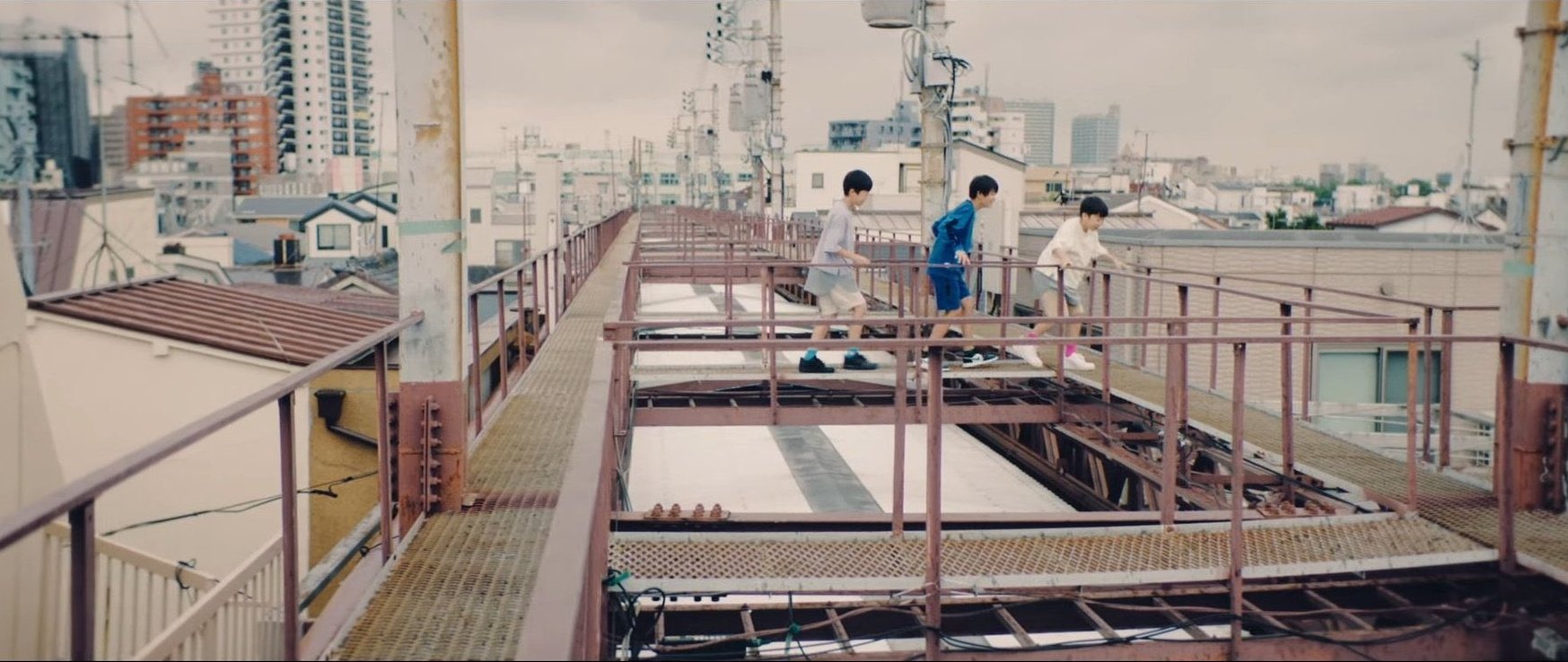 ただの Jo1のteaser ハイローみはありますが場所は別の模様 ハイローのロケ地はmozu 吉田鋼太郎と西島秀俊 と一緒で北九州の小倉らしいのでjo1のは多分違う しかし空中金網ロケはバイオレンス御用達なのかね Jo1 Oh Eh Oh T Co