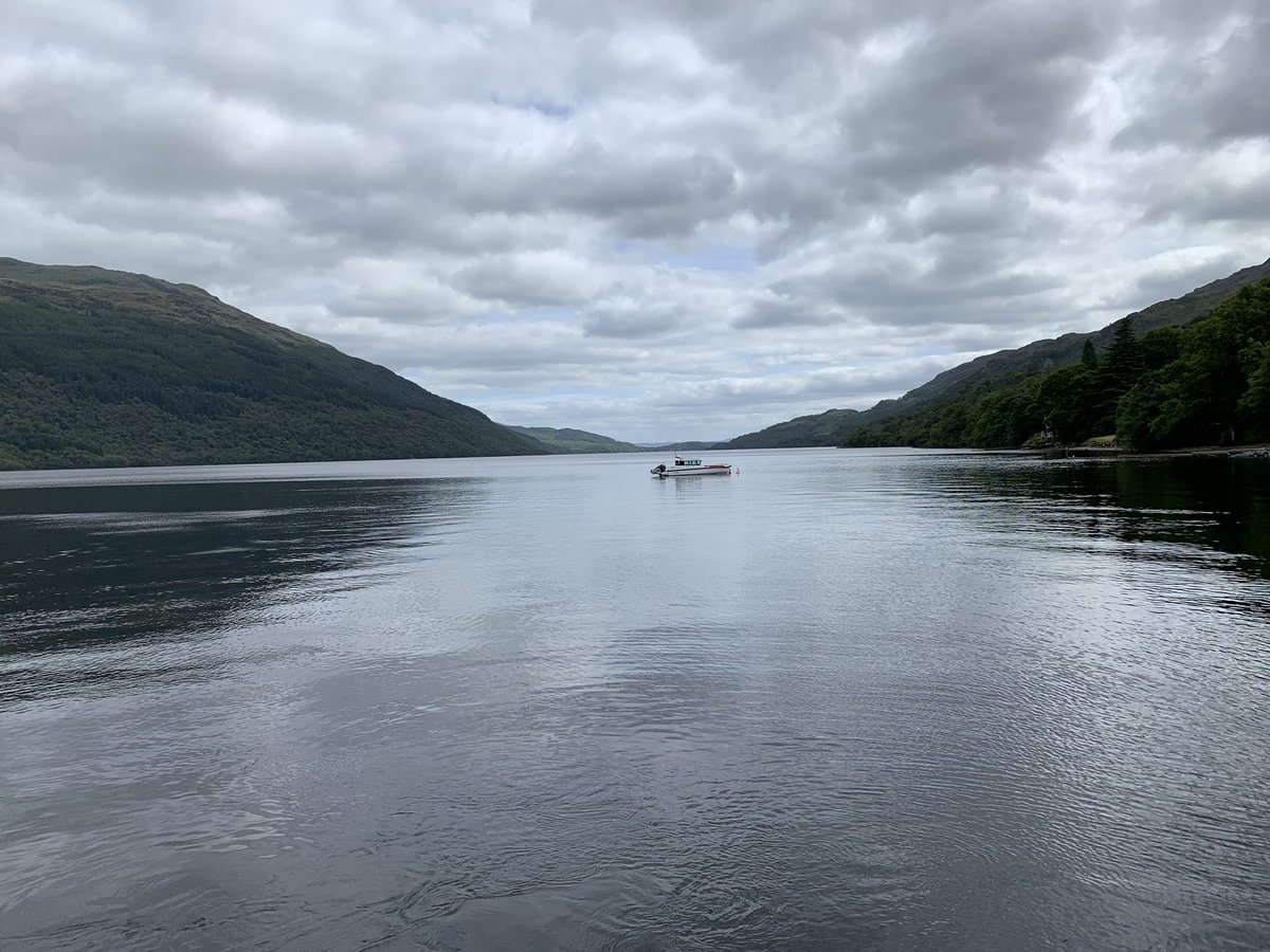face_collie's tweet photo. Loch Lomond cruise. #lochlomond https://t.co/zpqUJ1O4NT