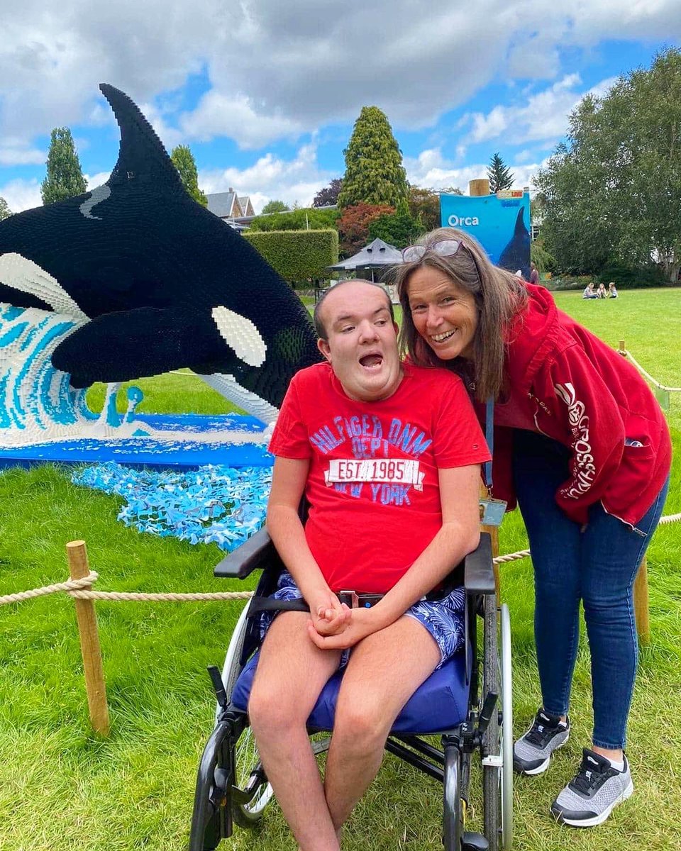 AutonomyGroup's tweet photo. π π³ π
#serviceusers #lovemyjob #caring #aquarium #gettingout #domicilarycare #assistedliving #excellentcare #autonomycare #service #everydaymakesadifference #sealife #bristolzoo https://t.co/KY6Tdu13m0