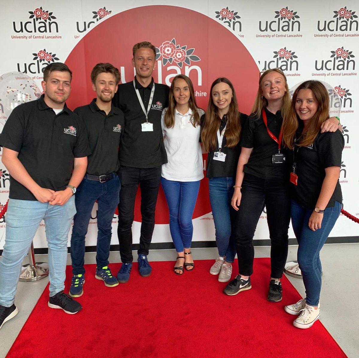 Uni_Lancashire's tweet photo. Are you a 2019 UCLan Graduate with a keen interest in digital media? We have one position remaining to join us as a Graduate Intern! ❤️

Apply now on Career Edge 👉 https://t.co/vyPhVTvXT4

(Closing 31/07/20. Applicants must have studied at undergraduate level)

#UCLanGraduates https://t.co/pfG70xS6YN