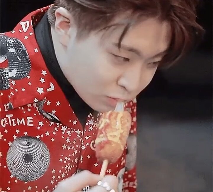 youngjae eating: a thread.