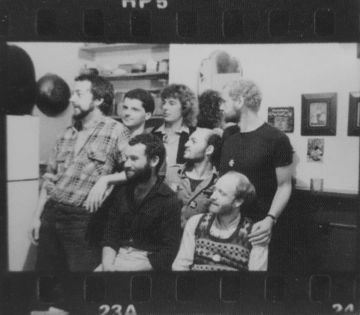 heretikradikal's tweet photo. We have tested the water, and found an audience for a left wing gay journal of discussion.
*img late 1970s #GayLeft Collective looking left
#TheFaggotArchive, with #EmmanuelCooper #JeffreyWeeks #SimonWatney #NigelYoung #KeithBirch #DerekCohen . . .
https://t.co/SAeZjct3r9 https://t.co/h5w28pbDpU