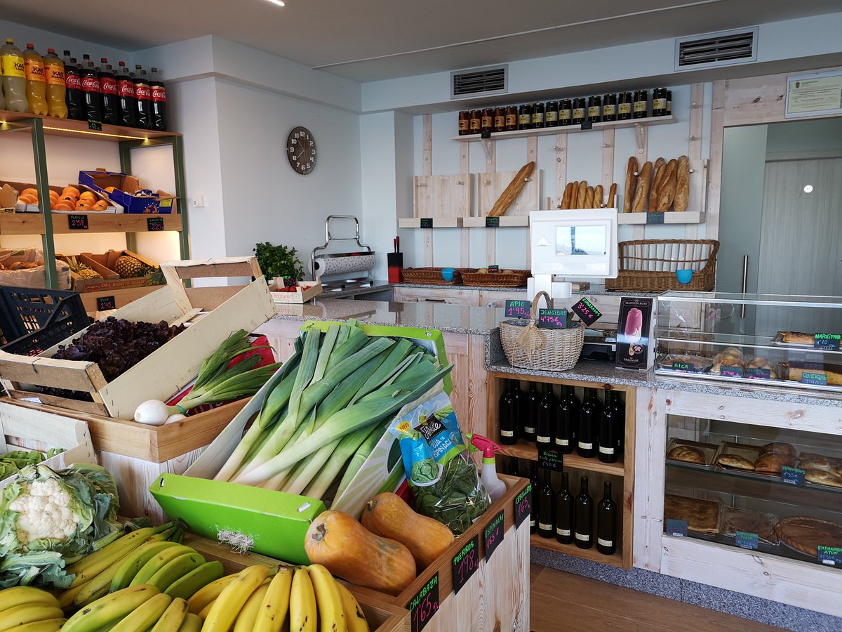 asysgon's tweet photo. Conocéis A despensa que Gusta??
Baiona cuenta con una nueva frutería donde comprar fruta de calidad, bebidas, empanadas, helados... Tuvimos la suerte de que contaran con nosotros para montar la nueva Balanza TouchScale XS un aliado perfecto para tu negocio.
#Epelsa
#Balanza https://t.co/SfPF2BzKTl