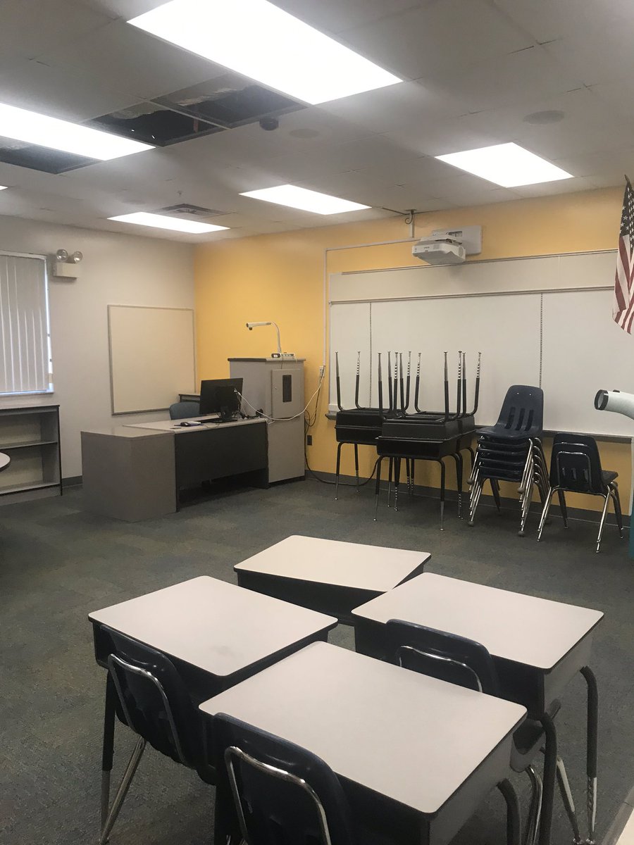 SimplySGTeaches's tweet photo. We have a classroom!!! https://t.co/Yd9AFdUJGk