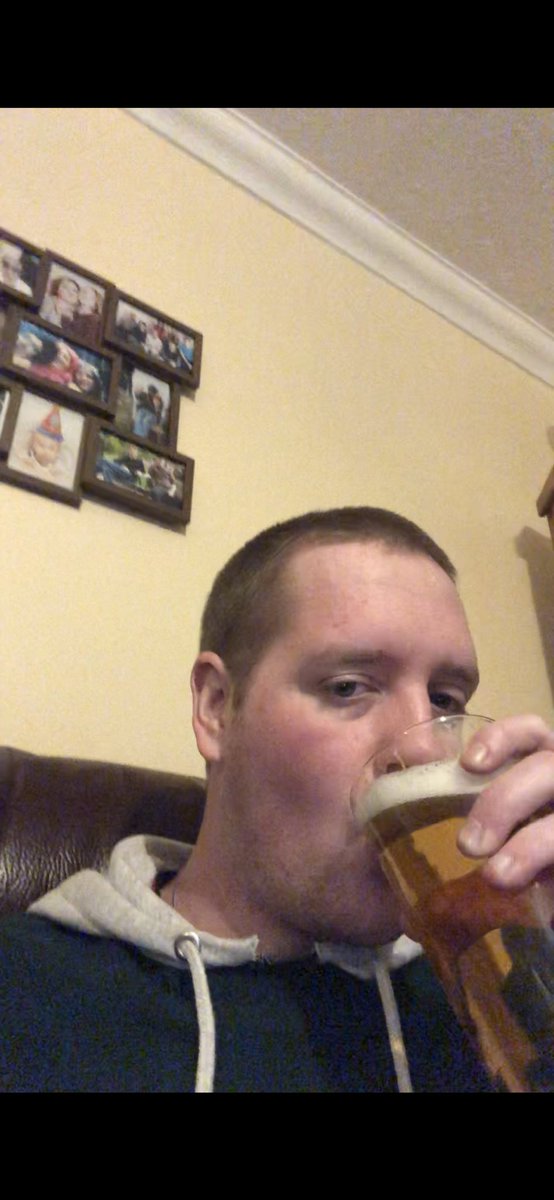 jezza_callum's tweet photo. #LockdownIn4Pics https://t.co/nkzObH5ZfS